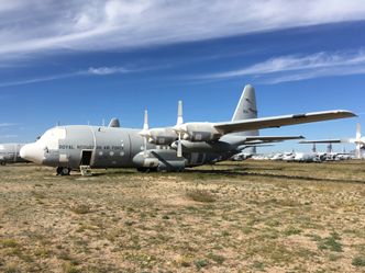 De fem norske C-130H-flyene har stått parkert på flybasen Davis-Monthan i Arizona sammen med tusenvis av andre fly siden juli 2008. Foto:  Forsvarsmateriell