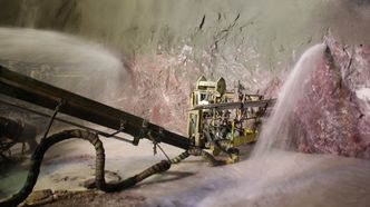 Høyt vanntrykk på stuffen i mars 2017. Foto:   Bjørn Olav Amundsen