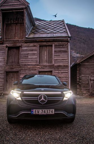 EQC har en markant front. Foto: Marius Valle