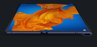Huawei Mate Xs i utbrettet tilstand. Foto: Huawei