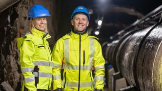 UTSLIPPSFRI BYGGEPLASS: – Målet vårt er ikke bare å ha fossilfrie, men helt utslippsfrie anleggsplasser, sier Ole-Petter Nilsen fra Vann- og avløpsetaten i Oslo kommune. Foto: Delta V