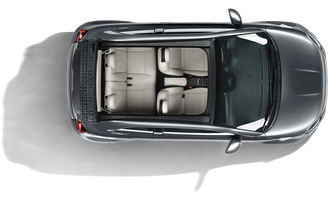 Bilen er toppløs, med tak som kan åpnes helt opp. Foto: FCA