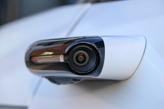Ingen sidespeil på denne bilen, men i stedet kamera på hver side. Foto: Marius Valle