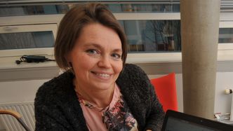 Brynhild Snilsberg i Statens vegvesen har tatt doktorgrad på svevestøv. Foto: Jarle Skoglund 