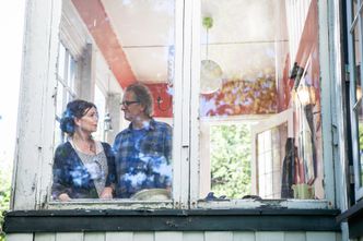 Frem til den endelige avgjørelsen om hva som skal gjøres med E18 er tatt, får ekteparet i Fagerstrandveien 5 verken flyttet, pusset opp eller lagt planer for fremtiden. Foto: Mari Gisvold Solberg/TU.no