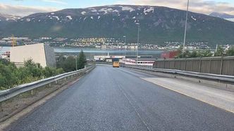 I dag fremstår tverrforbindelsen nyasfaltert og fin, klar for oppattarbeid for veimerkerne. Foto: Hans E. Rekkbø/Statens vegvesen