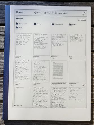 Enkelt: Filsystemet kan ikke blir enklere. Du får opp miniatyrer av notatene og mapper du kan overføre dem til. Enten du er på brettet eller på PCen ser det likt ut og endringer synkroniseres i begge retninger. Foto: reMarkable