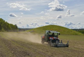 Manuel Gabler tror at georadar og andre former for geofysiske undersøkelser på sikt kommer til å bli et standardverktøy i arkeologiske registreringer. Foto: NIKU