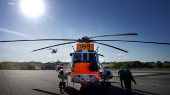 Dette er Sea King 189, produsert i 1978, som onsdag fløy fra 330-skvadronens base på Sola til Rygge. Foto: Eirik Helland Urke