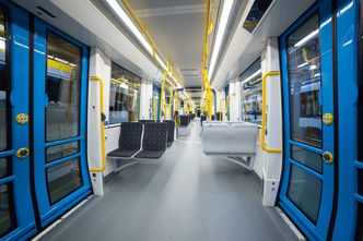 De nye trikkene har seks dører, mot fire på dagens trikker, og har romslige og åpne dørarealer Foto: Iovo Petrov