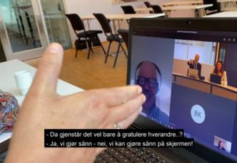 Elektronisk signering med påfølgende digitalt håndtrykk. Foto:  Odd Erling Margido Botn, Statens vegvesen