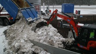 Snøsmeltelekteren til NCC i aksjon i 2012. Foto:  Bjørn Olav Amundsen