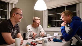EASYGROWTH: Sensoren i målestasjonen EasyGrowth har utviklet, måler temperaturen og fuktigheten både i lufta og jorda og sender dataene til en mobilapplikasjon. Foto: Hans Petter Bye Stien, EasyGrowth Foto: Fartein Rudjord