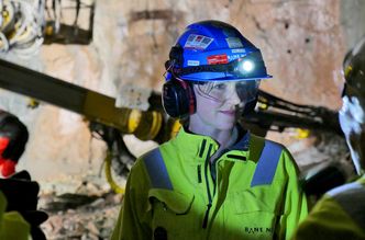 – Masteroppgaven min om Ulriken tunnel i Bergen gjorde at jeg fikk øynene opp for hvor mange store, spennende utbyggingsprosjekter som finnes i Bane NOR, sier Marie. Foto: Marianne Henriksen