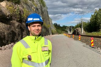 I dag jobber Marius Tangerås fra Skien som trainee innen prosjektledelse, og bruker mye av arbeidsdagen til oppfølging av rådgiver og entreprenør ved Bane NORs dobbeltsporprosjekt Nykirke-Barkårker. Han gjorde tidlig et bevisst valg på yrkesvei. Foto: Terje Walle