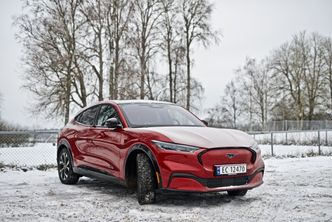 Ford-kunder kan nyte godt av lavere ladepriser enn Tesla-kunder en stund.  Foto:  Mathias Klingenberg
