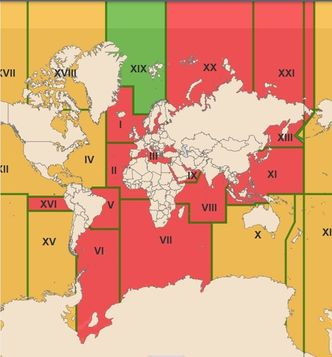 Oversikt over maritime geografiske områder (Navarea) hvor et land har ansvar for å sende ut navigasjonsvarsler til skip. Kartet viser også status (per 26. januar 2021) for innføringen av Iridium Safetycast. Grønt markerer områder med «operativ» status, gult markerer områder med «test»-status, mens rødt markerer de områder som er i en planleggingsfase. Illustrasjon: Kystverket