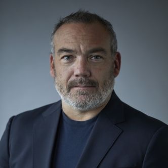 Fredrik Syversen i IKT-Norge utfordrer norske myndigheter til å komme raskt på banen med et digitalt vaksinepass. Foto: Veslemøy Vråskar