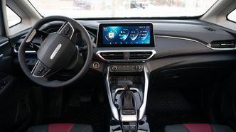 Førermiljøet er oversiktlig. Foto: Eirik Helland Urke