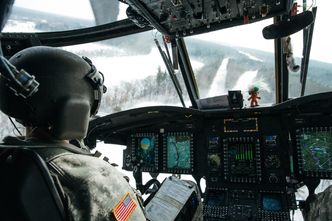 Cockpiten på en CH-47F i forbindelse med at den norske kontingenten fikk en rundtur under NOREX 2019. Foto:  Karoline Lillemo / Forsvaret