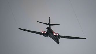Det ene av to B-1B Lancer under avgang fra Ørland onsdag 3. mars, på vei til Østersjøen. Foto:  Airman 1st Class Colin Hollowell