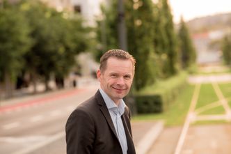 - Tomtene våre ligger ved knutepunkt og har et utviklingspotensial på cirka fem millioner kvadratmeter. Det betyr at vi har spennende prosjekter å utvikle i flere generasjoner fremover, utviklingsdirektør Morten Austestad i Bane NOR Eiendom.