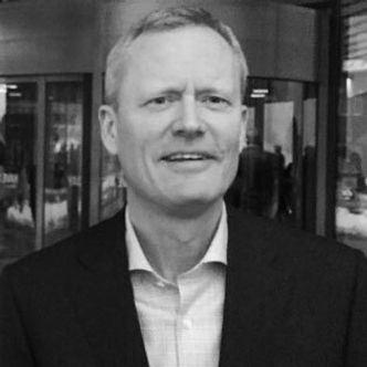 – Med politisk drahjelp i form av økte CO2-avgifter for mer forurensende teknologier og prosesser mener vi at dette skal bli en god forrentning når vi mot slutten av 2022, begynnelsen av 2023 kommer i gang er kommersiell produksjon, sier prosjektleder og CEO i Nuvosil Bjørn Olav Brelin. Foto:  Nuvosil