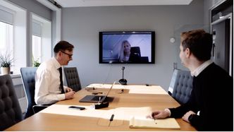 Silje Hansen presenterer Elements Cloud, sak- og arkivsystemet som blir brukt i store deler av offentlig sektor.