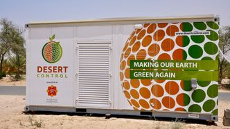 Desert Control sin mobile produksjonsenhet er på størrelse med en 20-fots shippingconteiner. Foto: Desert Control
