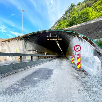 Tunnelen er enveiskjørt med trafikk kun nordover. Foto: Christian Walle/Statens vegvesen