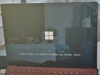 Slik ser det ut når <em>Chkdsk </em>disk pågår. Foto: Oskar Hope-Paulsrud
