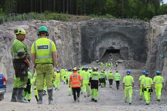 Ett av prosjektene LNS entreprenør er inne i for tida er utsprenging av bassenggroper for landbaserte Andfjord Salmon AS. Foto: Andfjord Salmon