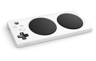 Microsofts Adaptive Controller har revolusjonert gaming for funksjonshemmede. Foto: Microsoft