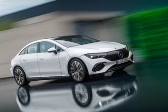 EQE 350 skal komme i flere varianter.  Foto:  Mercedes-Benz AG - Global Commun