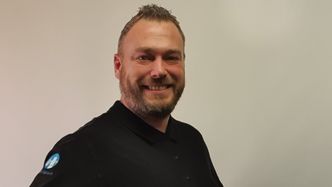 Nils Petter Nilsen er driftssjef i Arendal havn, som tok over driftansvaret for Sandvikodden tankanlegg i februar 2020. Foto:  Kennet Halvorsen