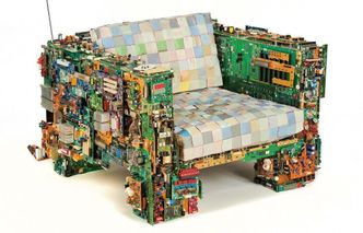 Binary Chair 1. Kan Lady Gaga sitte i den, kan du også. Foto: BRC Studio