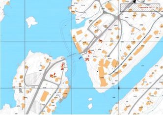 Bygninger og installasjoner som skal rives er merket med kryss, og de skraverte områdene er forslag til riggplass. Illustrasjon:  Nordland fylkeskommune