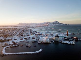Andenes i solnedgang.