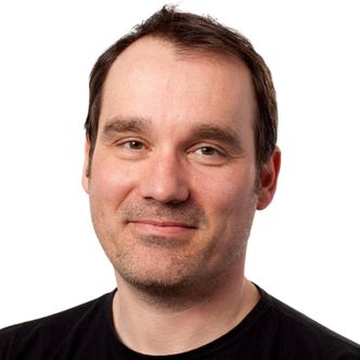 Helge Langseth er professor i kunstig intelligens ved NTNU og faglig ansvarlig for den norske versjonen av kurset «Elements of AI». Foto: Kai T. Dragland