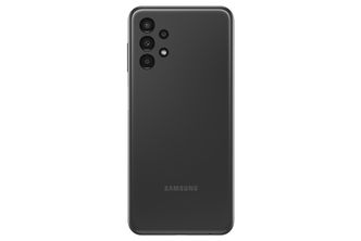 A13 har en del flere kameraer enn Iphone SE. Kan Apple kompensere med prosessorkraft og programvare? Foto: Samsung