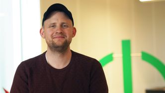 - Flere aktører bør ta ansvar for å utvikle lærlinger, mener Espen Granås. Han startet i Schneider Electric som lærling og er nå blitt leder for hele Region Øst i Schneider Electric.