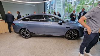 P5 er den nye, rimelige sedanutgaven til XPeng. Foto: Odd Richard Valmot