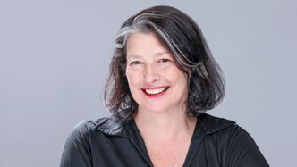 Deborah Oughton jobber ved Senter for radioaktivitet, mennesker og miljø på NMBU. Foto: Caroline Roka