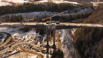 Akse 3 med fritt-fram-bygget under oppføring. Foto:  Statens vegvesen