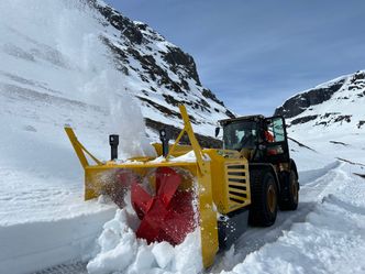Den nye UPV 450 har 12-liters dieselmotor. Foto: Øveraasen