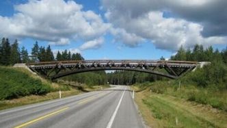 Skubbergsenga bru  ble bygd i 1997. Foto:  Statens vegvesen