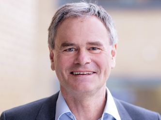 Altibox-sjef Tor Morten Osmundsen sier han er glad for den nye avtalen. Foto: Elisabeth Tønnessen/Lyse