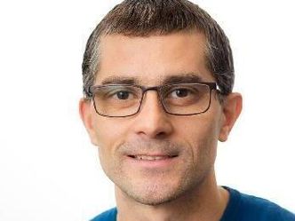 Professor Trygve Kristiansen ser stort potensial for soløyer som energikilde. Foto:  Thor Nielsen/Gemini.no