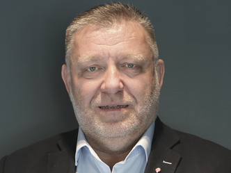 – Når de offentlige etatene med ansvar for sikkerhet, beredskap, liv og helse engasjerer seg, vitner det om alvoret som er forbundet med saken, skriver Geir A. Mo i Kongelig Norsk Automobilklub (KNA). Foto:  Privat