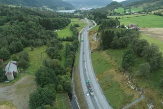 Espelandssvingane på E134 var tidligere en flaskehals på europaveien mellom Haugesund og Drammen. Foto: Statens Vegvesen